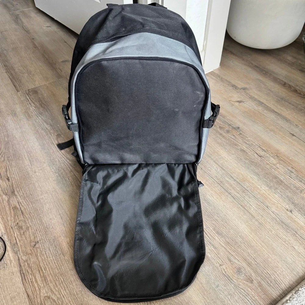 Coors Light 3 Zip Pocket Promo Backpack Grey Black‎ Bungee Cord Tailgate Bag